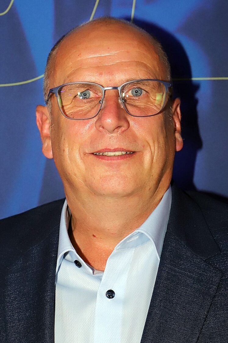 cropped-Uwe1.jpg